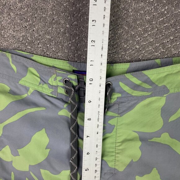 Patagonia Wavefarer Board Shorts Men's 34 Green Gray Floral tropical Swim - Picture 8 of 11